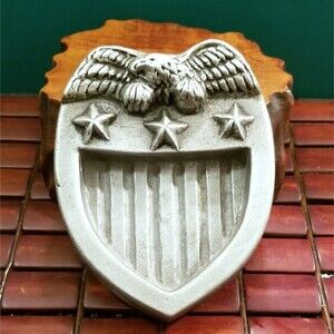 1966 Scovill American Eagle Stars & Strips Shield Shaped Trinket Dish Wall Decor